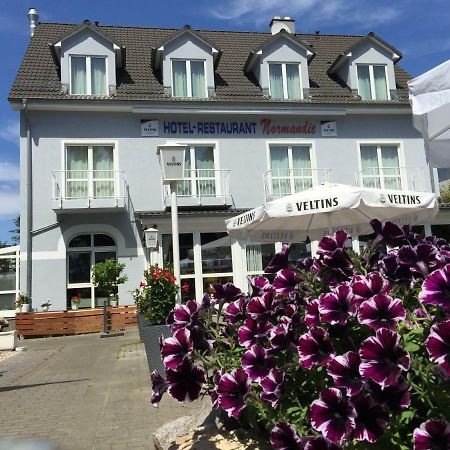 Hotel Restaurant Normandie Schildow Eksteriør bilde