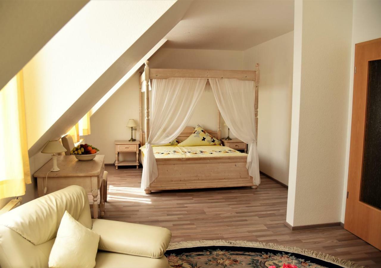 Hotel Restaurant Normandie Schildow Eksteriør bilde