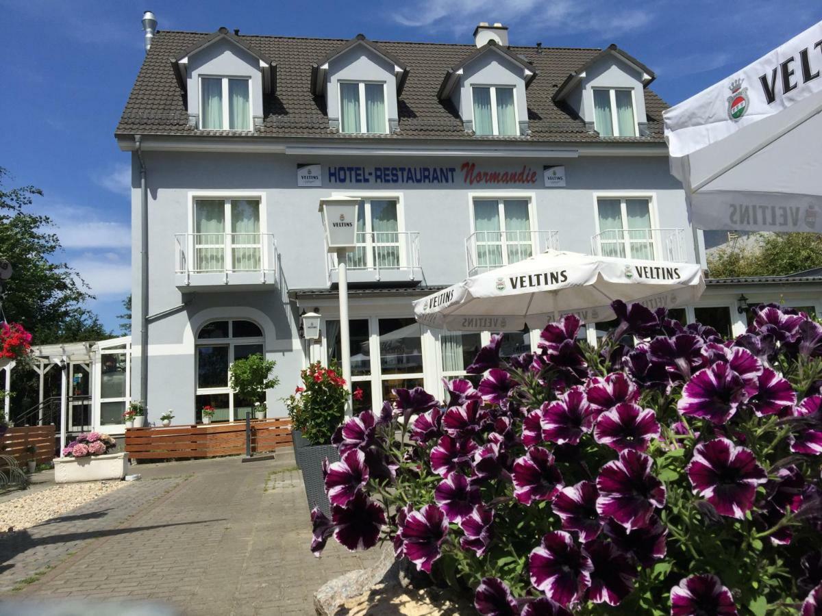 Hotel Restaurant Normandie Schildow Eksteriør bilde